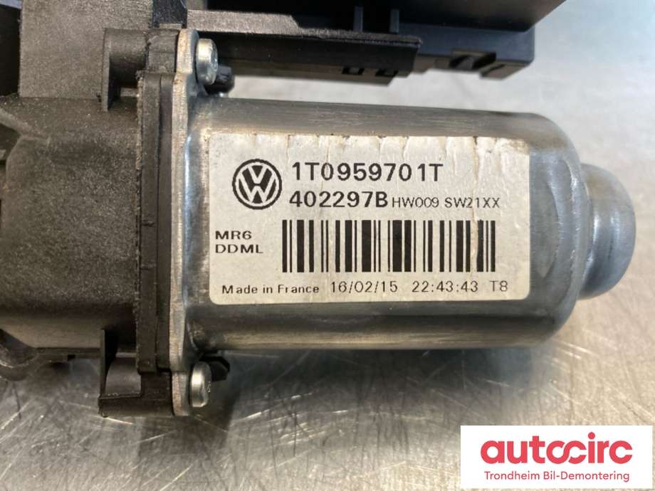 Ruteheis venstre foran til VW Touran 2010-2015 (Type I, Fase 3)  (1T0 959 701 AF|1T0 959 701 AF Z2W|)