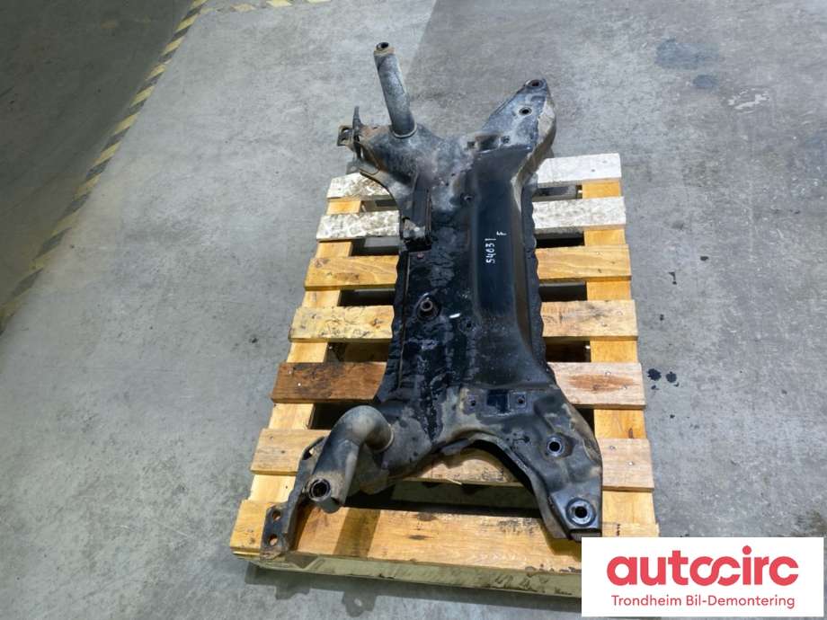 Travers foran hoved til Mitsubishi Outlander 2015-->> (Type III, Fase 2) (4000A414|)