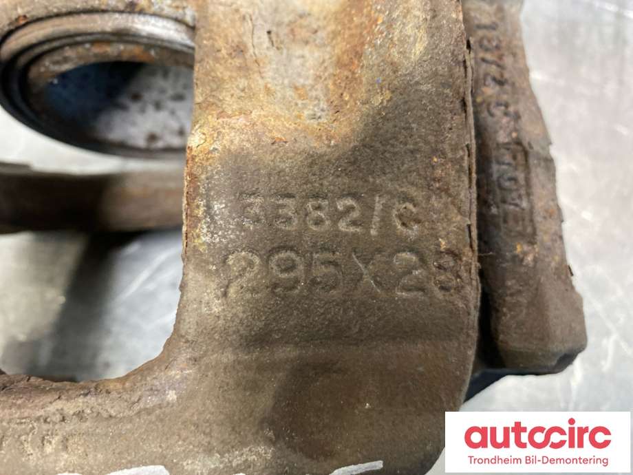 Bremsecaliper venstre foran til Mercedes B-Klasse, electric drive 2014-2018 (W242) (W242) (A0004213781|A0004216781|)