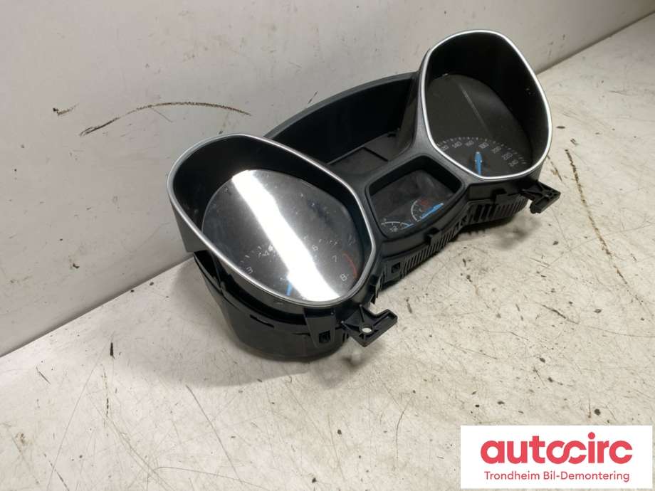 Instrumentpanel til Ford Focus 2011-2014 (Type III, Fase 1) (1879748|BM5T-10849-BAD|BM5T-10849-BAH)