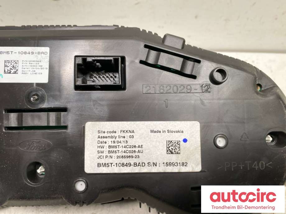 Instrumentpanel til Ford Focus 2011-2014 (Type III, Fase 1) (1879748|BM5T-10849-BAD|BM5T-10849-BAH)