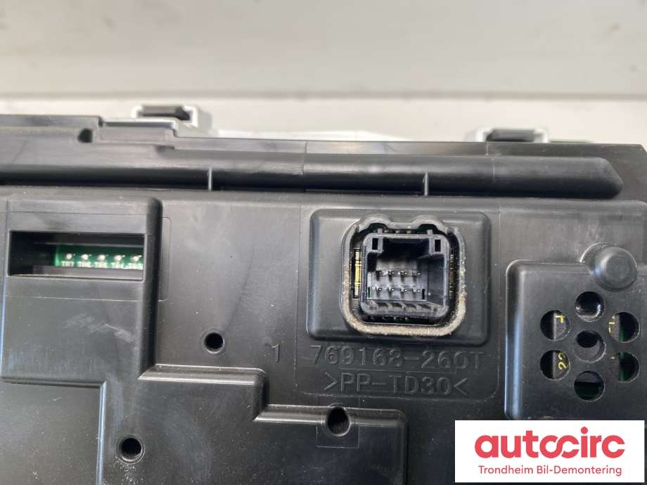 Instrumentpanel til Isuzu D-Max 2021-->> (Type III) (..|8978417170|)