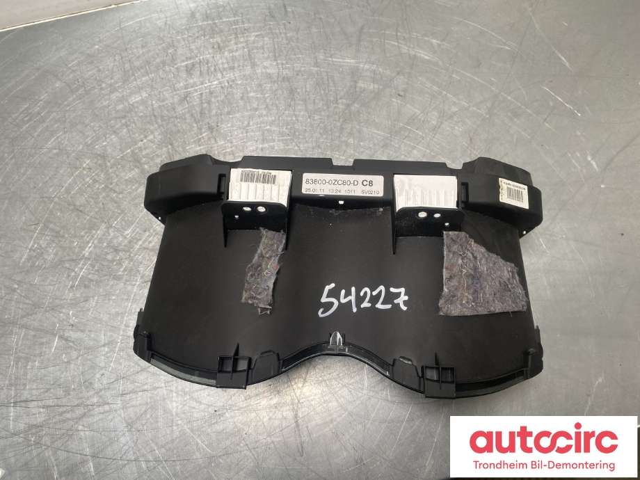 Instrumentpanel til Toyota Auris 2010-2012 (Type I, Fase 2)  (83800-0ZC80|838000ZC80|)