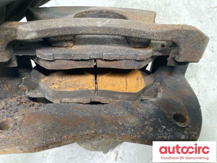 Bremsecaliper høyre foran til Toyota Prius +7 2012-2020 (Type III) (stasjonsvogn) (stasjonsvogn) (4773042091|)