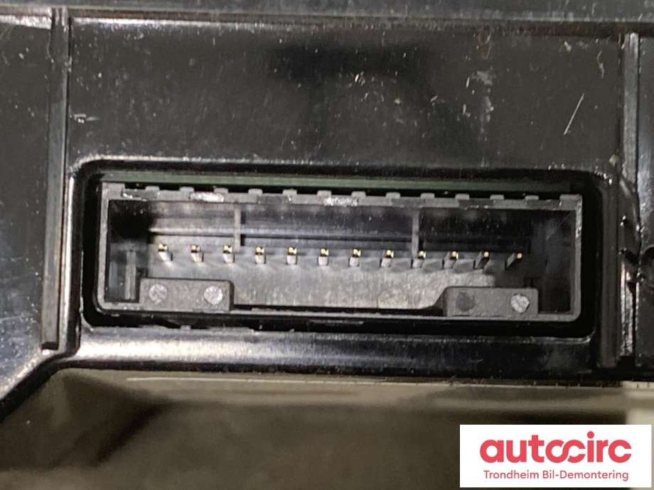 Dashbord trådløs mobillader til Hyundai Ioniq 5 2021-->>  (95560GI000|)