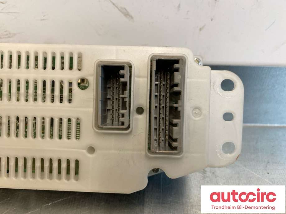 Varmeapparat betjening til Mitsubishi Outlander 2012-2015 (Type III, Fase 1)  (7820A461XA|)