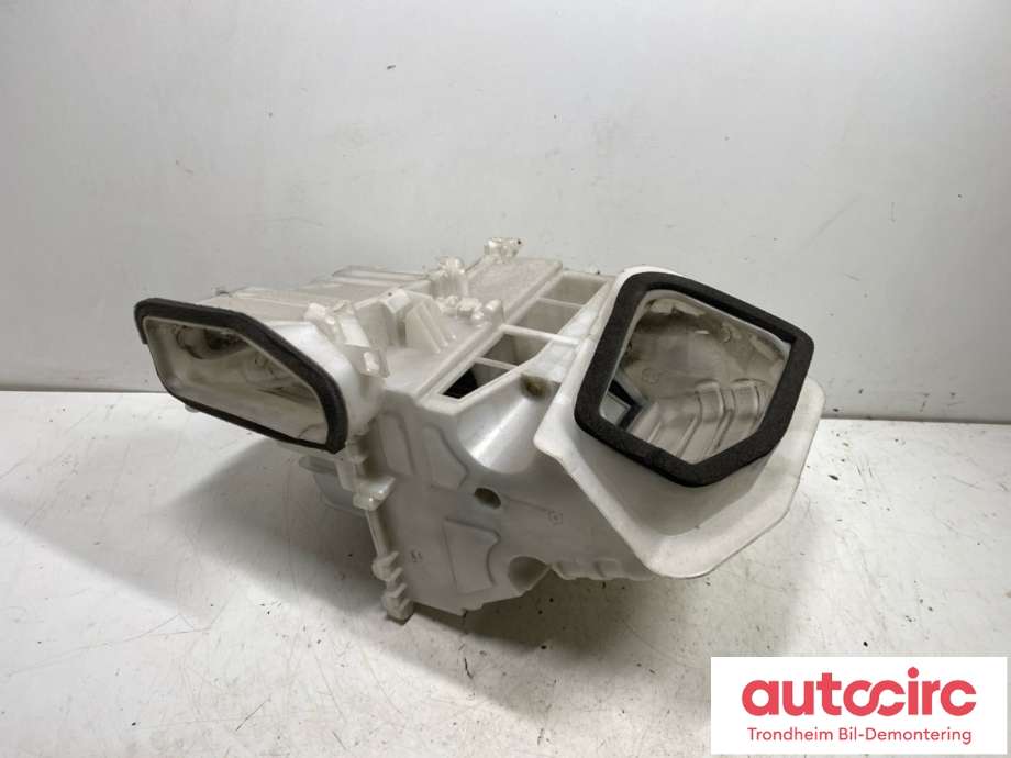 Varmeapparat motor til Nissan X-Trail 2002-2007 (T30) (T30) (272302M100|)