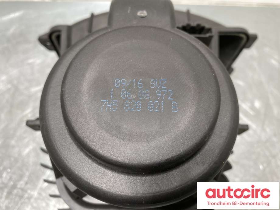 Varmeapparat motor til VW Transporter / Caravelle 2003-2009 (Fase 1) (T5) (T5) (7H5820021B|7H5820021|)