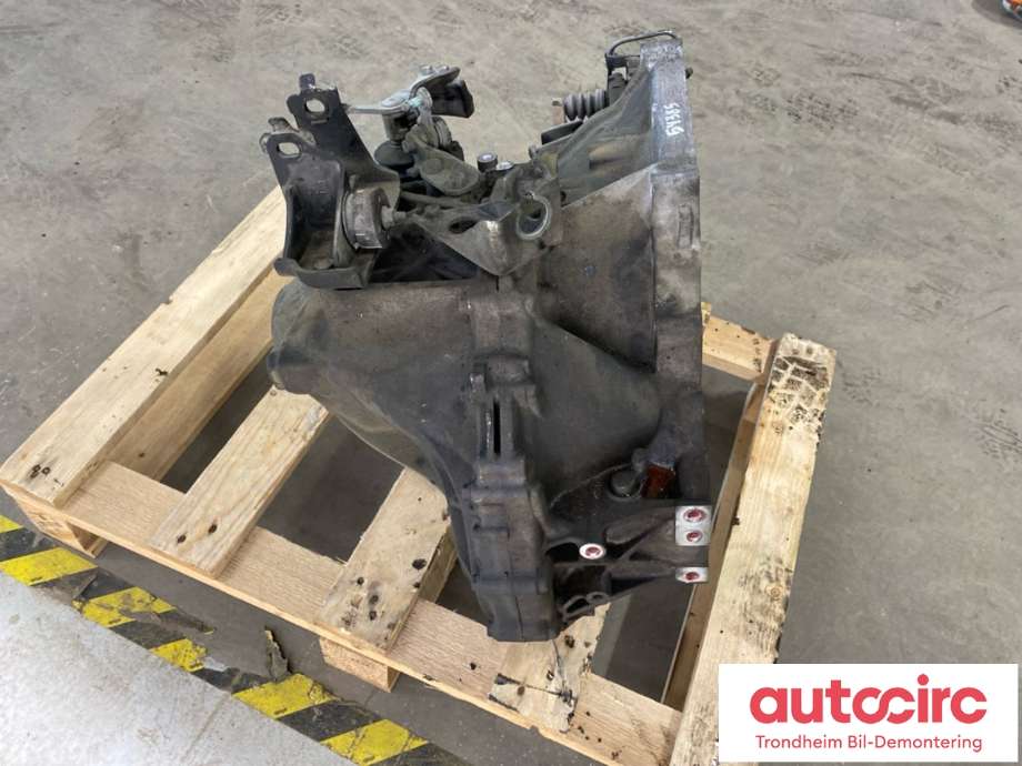 Girkasse manuell 6-trinn til Toyota Avensis 2003-2008 (Type II)  (303002D141|)