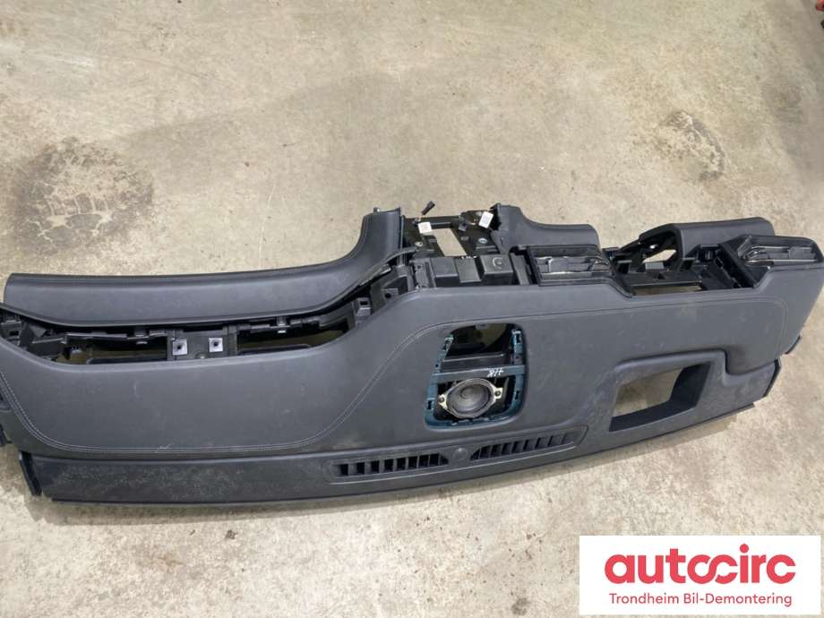 Dashbord til NIO ES8 2021-->> (...|P0216424AE|P0216424AF|)