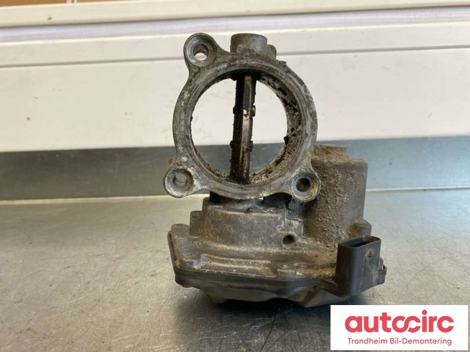 Spjeldhus til BMW 4-Serie 2013-2020 (F32/F33/F36) (F32/F33/F36) (13 54 7 810 752|)