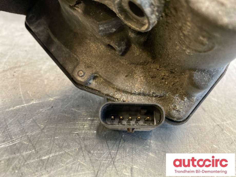 Spjeldhus til BMW 4-Serie 2013-2020 (F32/F33/F36) (F32/F33/F36) (13 54 7 810 752|)