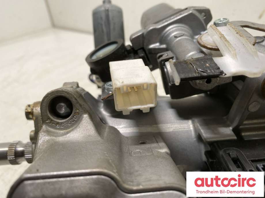 Rattaksel til Toyota Camry 2019-->>  (4525033D60|)