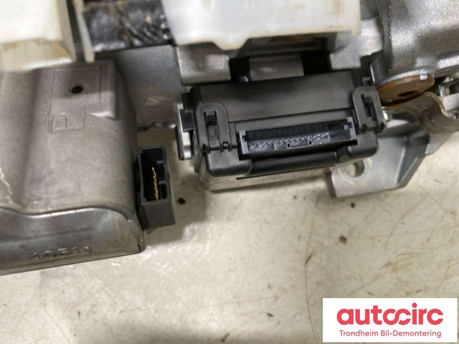 Rattaksel til Toyota Camry 2019-->>  (4525033D60|)