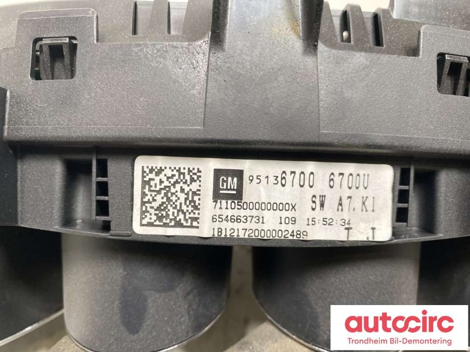 Instrumentpanel til Opel Mokka 2012-2016 (Type I, Fase 1) (95316675|)