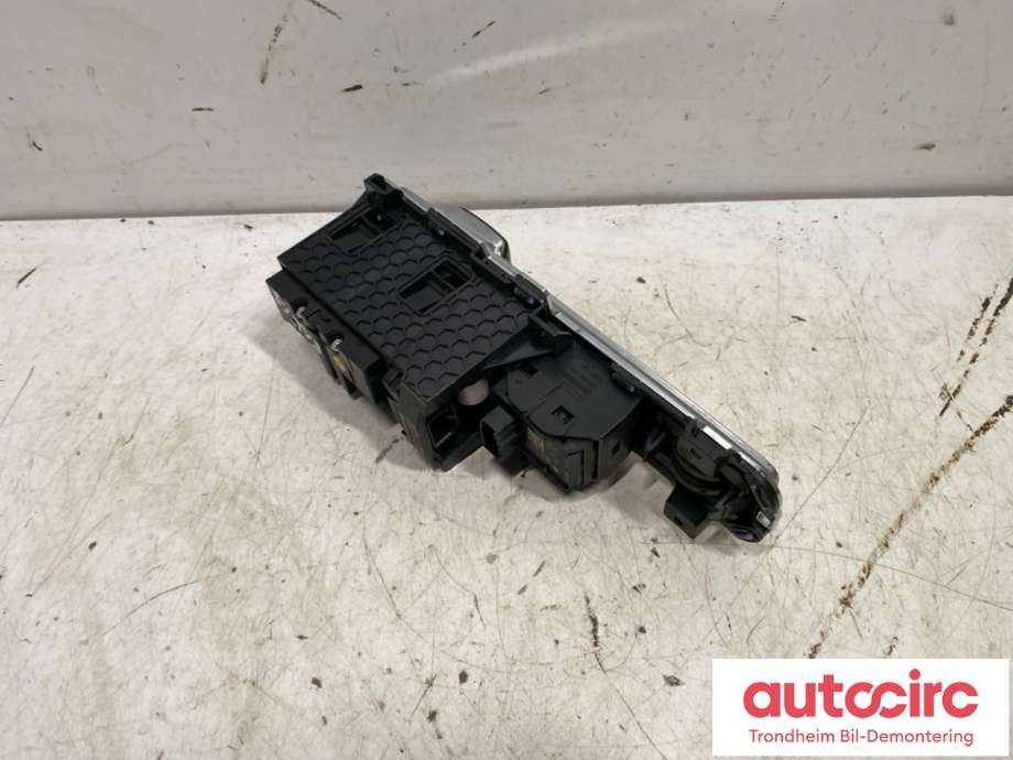 Girstang/girvelger automat til Škoda Enyaq 2021-->>  (5LA 713 203|)