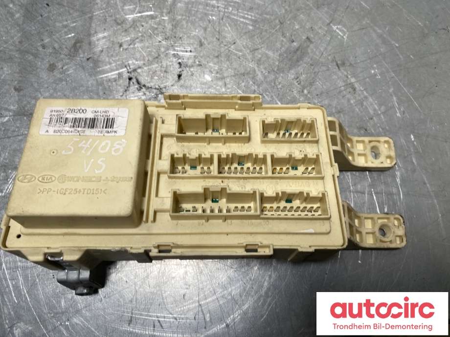 Sikringsboks til Hyundai Santa Fe 2006-2009 (Type II, Fase 1)  (91950-2B200|)