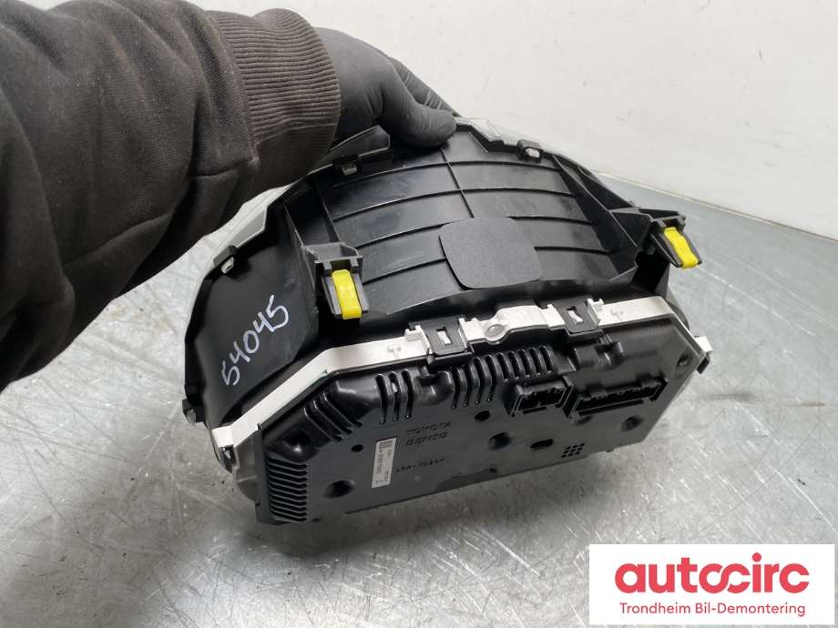 Instrumentpanel til Toyota Verso-S 2011-2015 (COMBI) (COMBI) (838005CK50|)