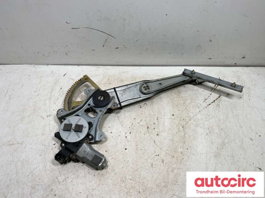 Ruteheis venstre foran til Subaru Legacy 2003-2007 (Type IV, Fase 1)  (62188AG011|)