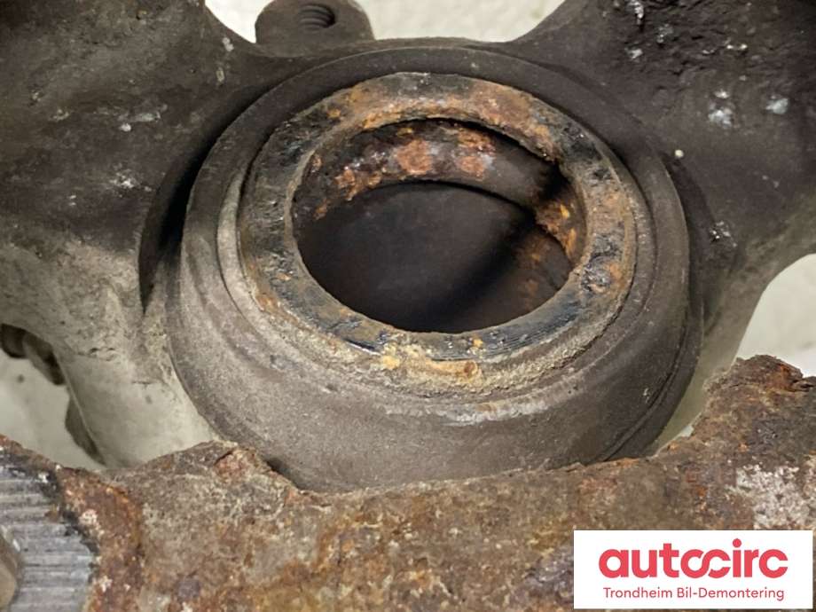 Bremsecaliper venstre bak til Mercedes C-Klasse 2011-2014 (Fase 2) (W204) (W204) (A 204 423 15 81|A2044231581|)