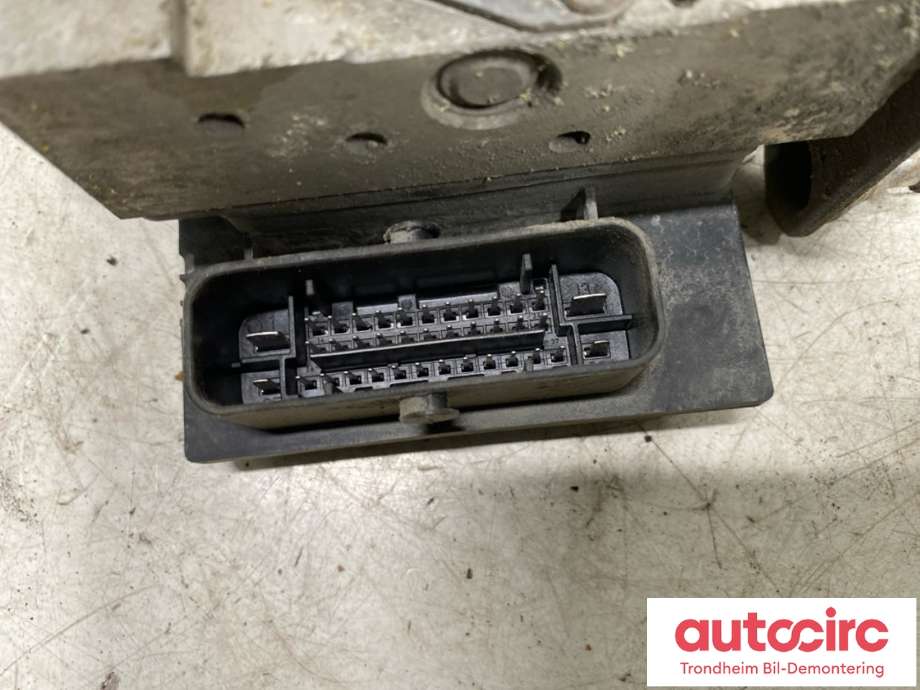 ABS sentral til Mercedes Vito/Viano 2010-2014 (Fase 2) (W639) (W639) (A 008 431 54 12|0 265 951 853|)
