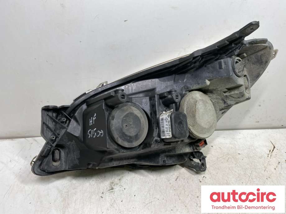 Frontlykt høyre halogen til Opel Astra H 2004-2009 (93190070|13239289|1EG270370-42)