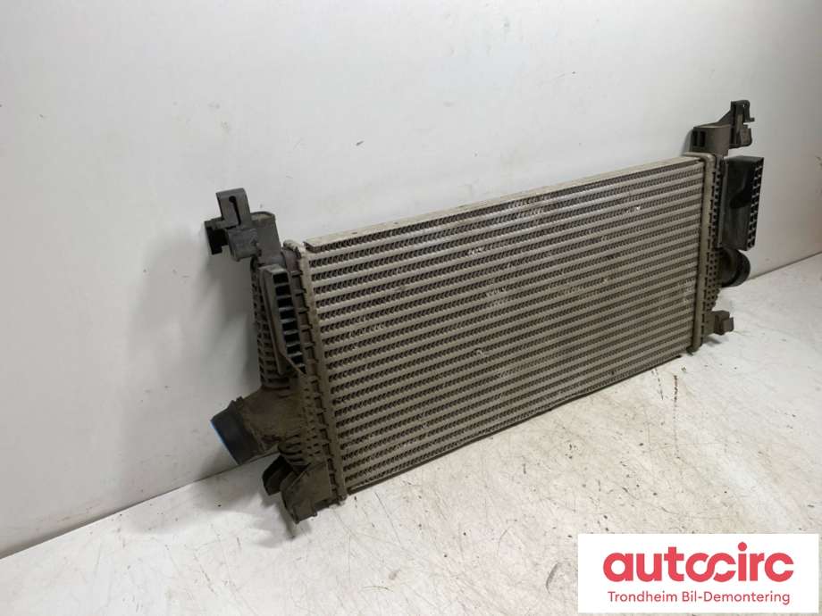 Intercooler til Opel Astra J 2010-2015  (13267646|)