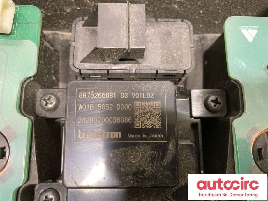 Taklyspanel til Isuzu D-Max 2021-->> (Type III) (8974725262|8975265681|8975103140)