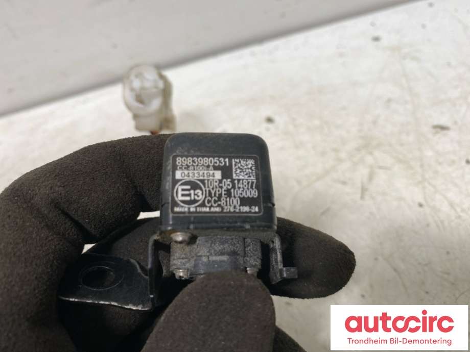 Parkeringskamera bak til Isuzu D-Max 2021-->> (Type III)  (8983980531|)