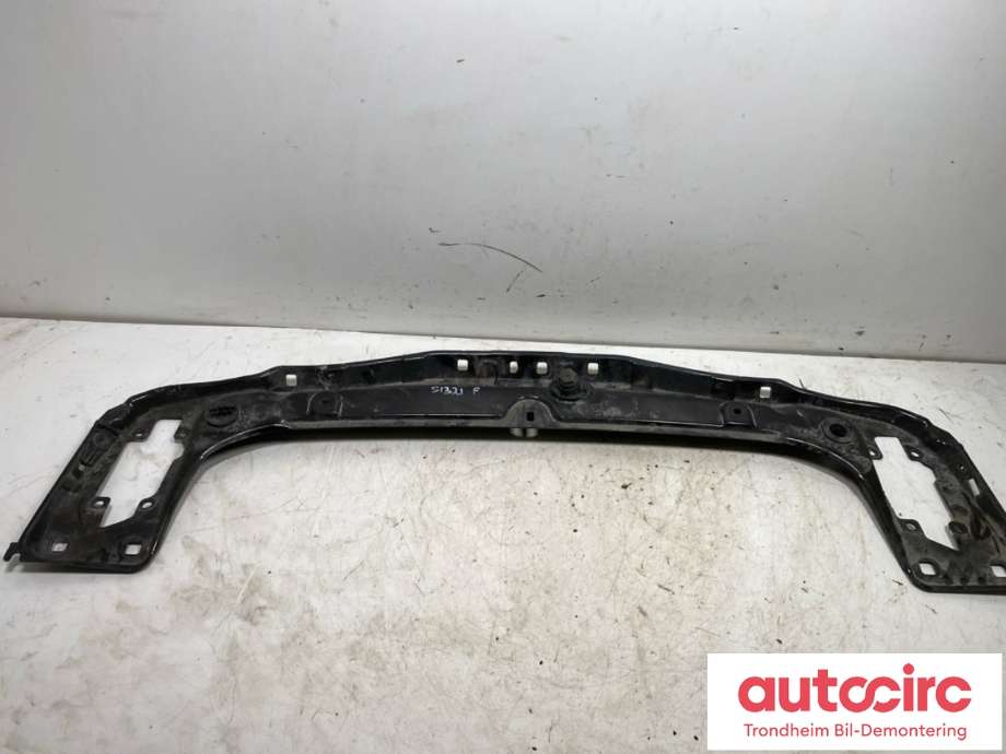 Frontplate øvre til BMW 4-Serie 2013-2020 (F32/F33/F36) (F32/F33/F36) (51 64 7 245 786|)