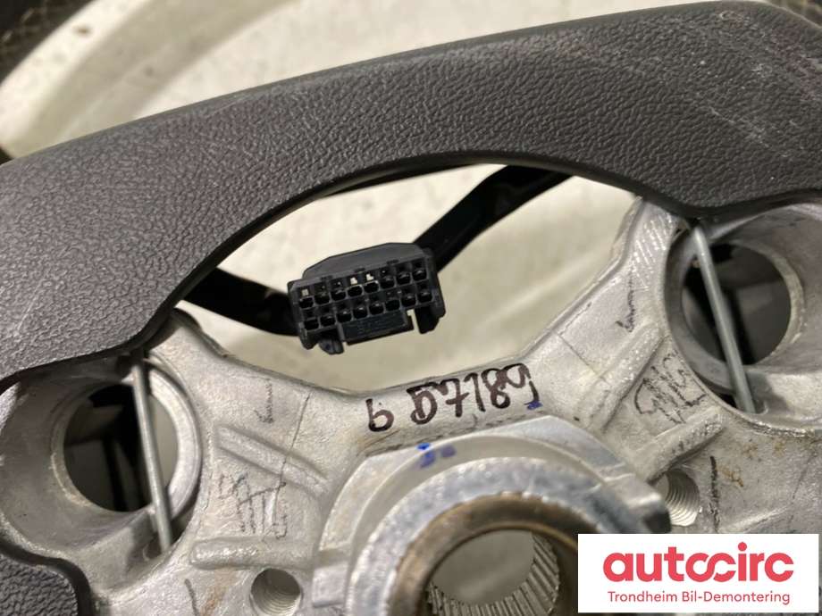 Ratt til Isuzu D-Max 2021-->> (Type III) (8974719901|)