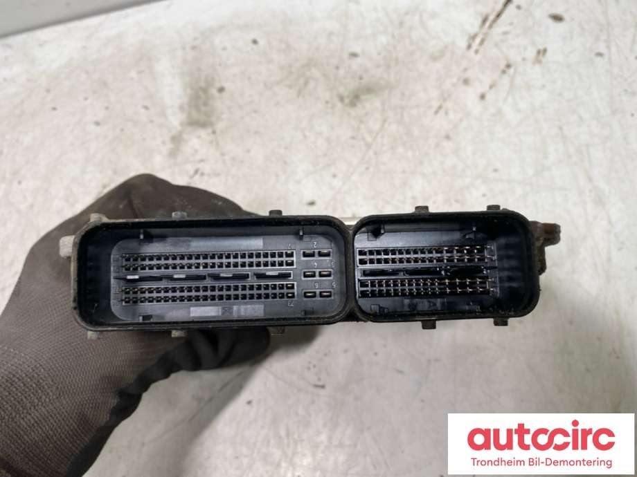 Styreenhet motor til Saab 9-3 2003-2007 (Type II, Fase 1)  (BOSCH|0 281 011 970|1039S10654|1884 0157)