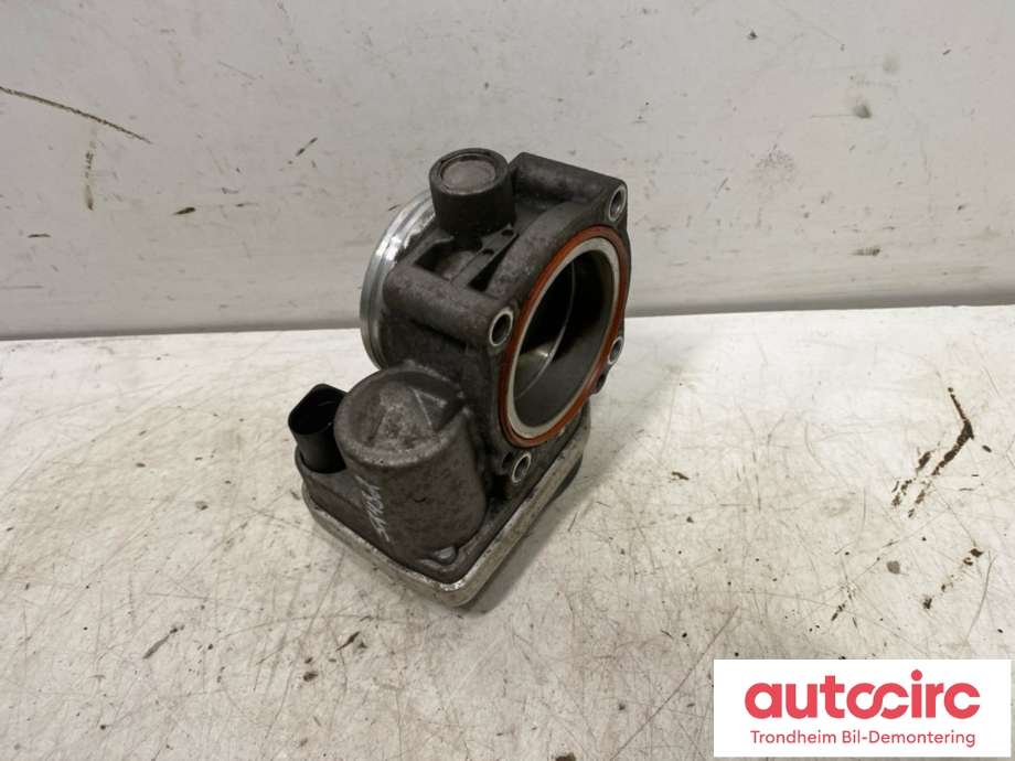 Spjeldhus til BMW 1-Serie 2004-2011 (E81/E82/E87/E88) (E81/E82/E87/E88) (13 54 1 439 224|13541439224|1439224)