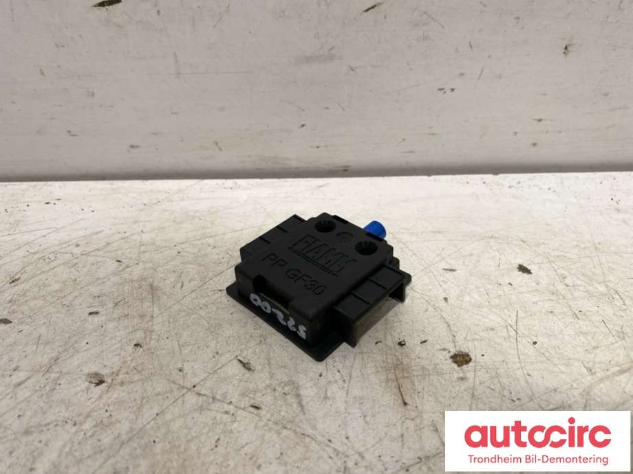 Antenne navigasjon til Peugeot 508 2014-2018 (Type I, Fase 2)  (9815467480|9849177480|)