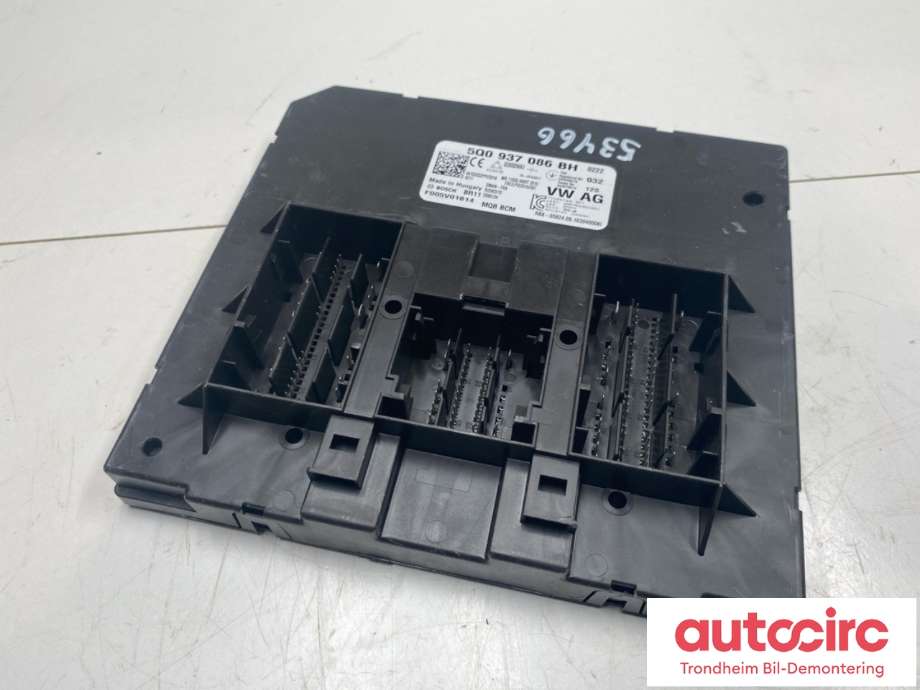 Styreenhet comfort (BCM) til VW Passat, 2015-2019 (Fase 1) (B8) (B8) (5Q0937086BH)