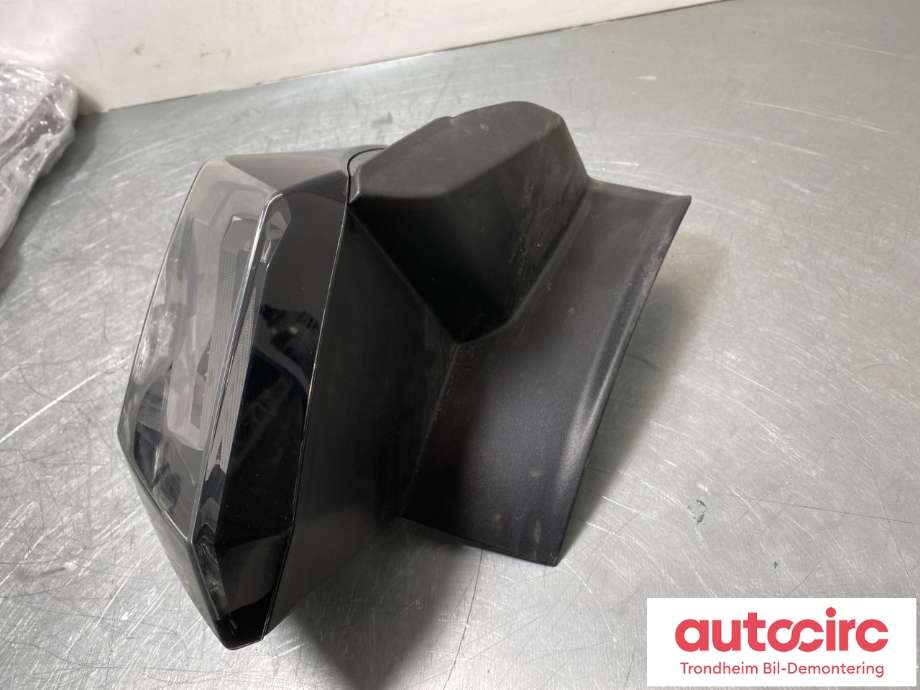 Baklykt venstre ytre til Peugeot 3008 2016-->> (Type II)  (9836231280|)