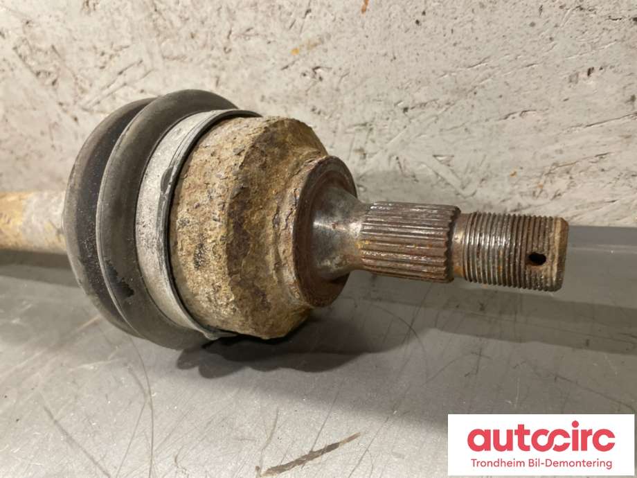 Drivaksel venstre foran, diesel/manuell til Peugeot 307 2005-2008 (Fase 2)  (3272 LW|3272 2X|)