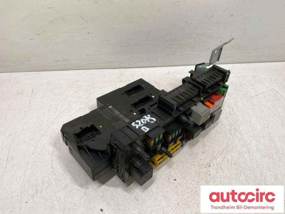 Styreenhet (SAM - Signal Acquisition Module) til Mercedes CLS 2011-2017 (C218) (C218) (A2129004500|2129003702|A2129060605)