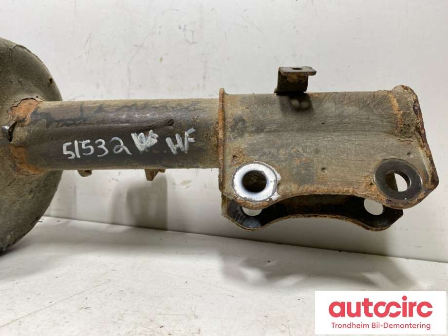 Fjærbein venstre foran til Suzuki Grand Vitara 2005-2015 (Type III)  (4160265J00|07665534FL|)