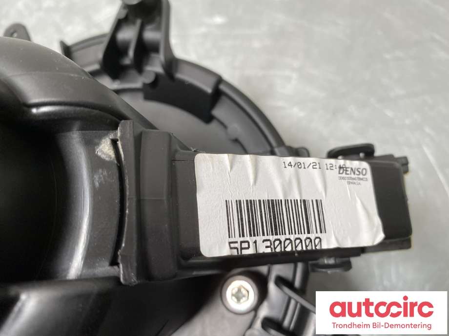 Varmeapparat motor til Peugeot 3008 2016-->> (Type II) (1609690180|9821292180|)