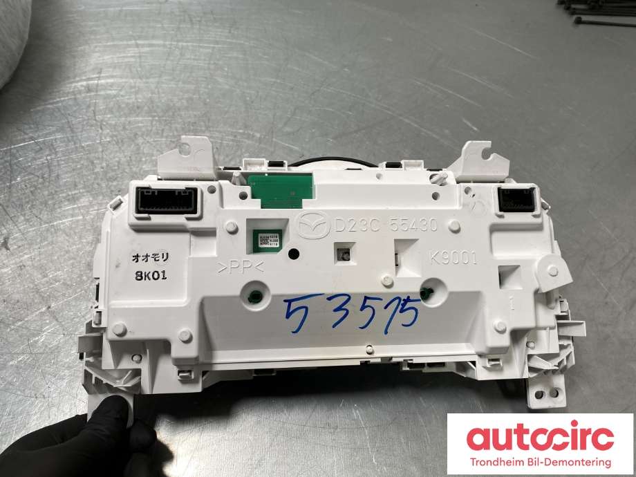 Instrumentpanel til Mazda CX-3 2015-2022  (D23C55430|)