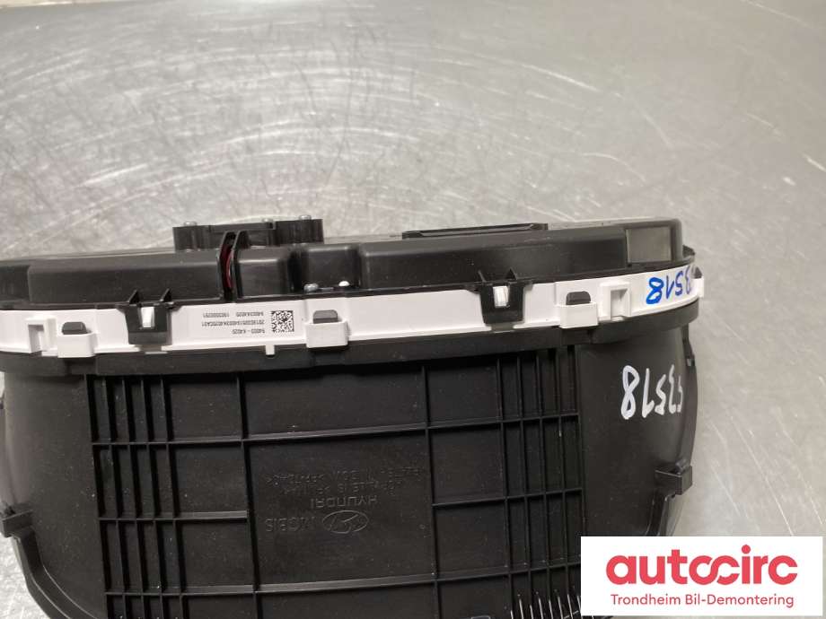 Instrumentpanel til Hyundai Kona 2017-2021 (Type I, Fase 1) (94003K4020|94003K4030|)