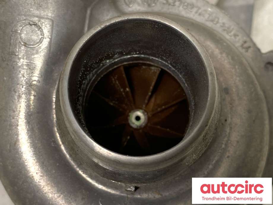 Vannpumpe elektrisk til Volvo V90 / V90 CC / S90 2016-->> (31368715|32382249|)