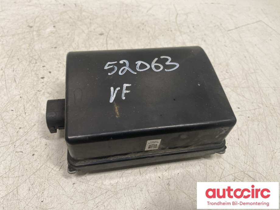 Sensor radar til Mitsubishi Outlander, 2012-2015 (Type III, Fase 1)  (8781A043)