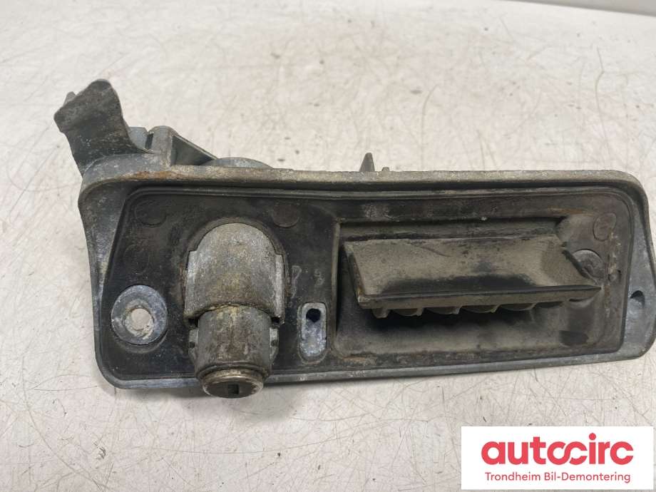Bakluke/bakdør håndtak til VW Caddy 2010-2015 (Type III, Fase 2)  (2K0 827 565 J|)