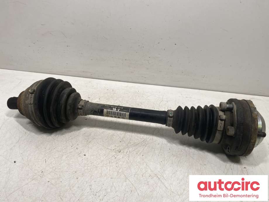 Drivaksel venstre foran, diesel/manuell til VW Caddy, 2010-2015 (Type III, Fase 2)  (2K3 407 271 B)