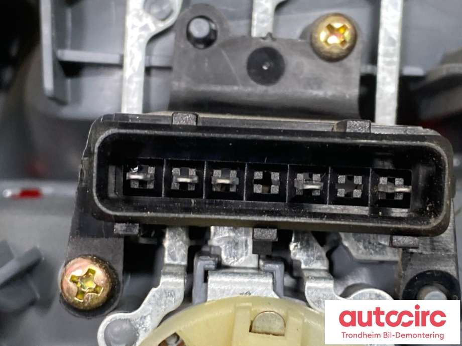 Baklykt høyre til Toyota Yaris 2003-2005 (Type I, Fase 2)  (815510D070|)