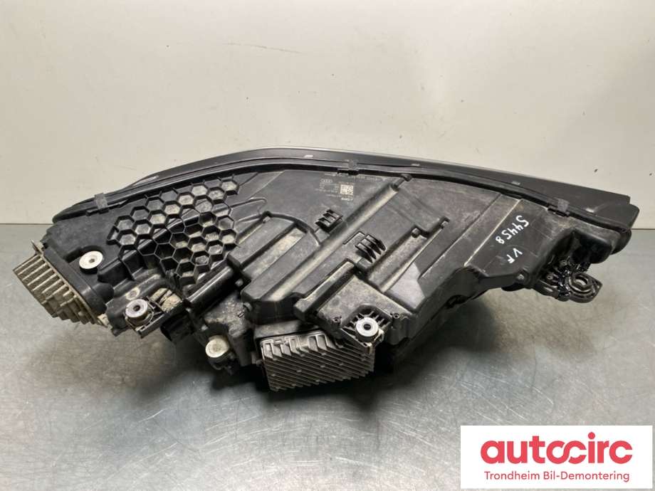 Frontlykt venstre full-LED til Audi e-tron 2018-->>  (4KE941781|)