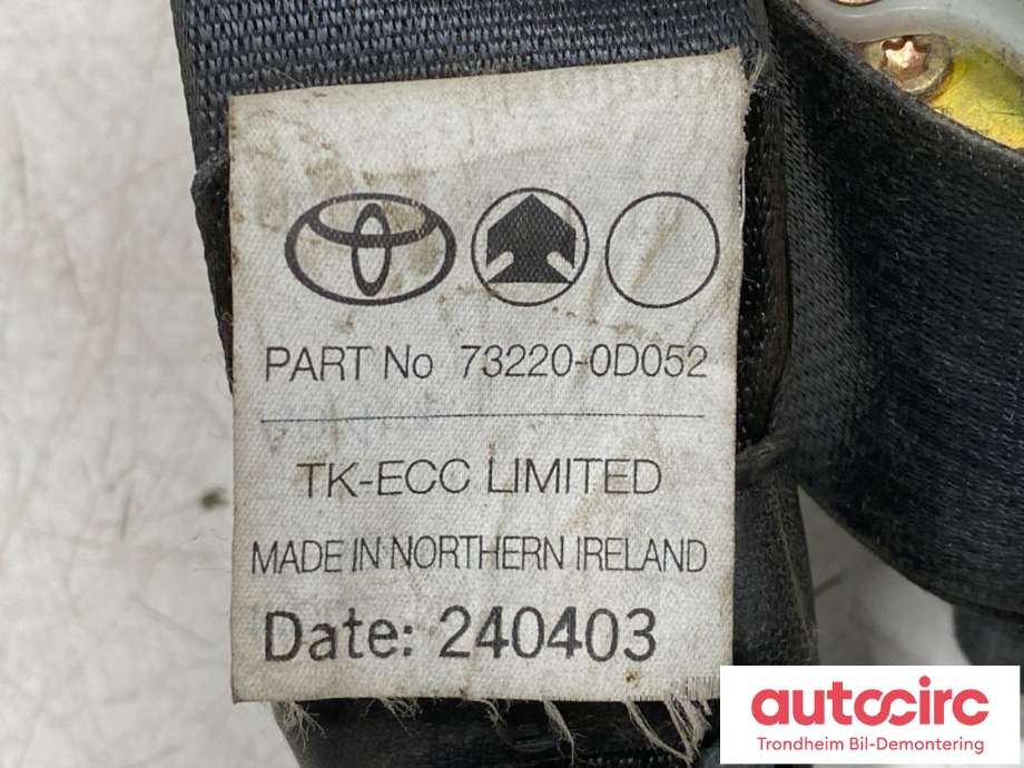 Sikkerhetsbelte foran venstre til Toyota Yaris 2003-2005 (Type I, Fase 2)  (732200D052C2|)