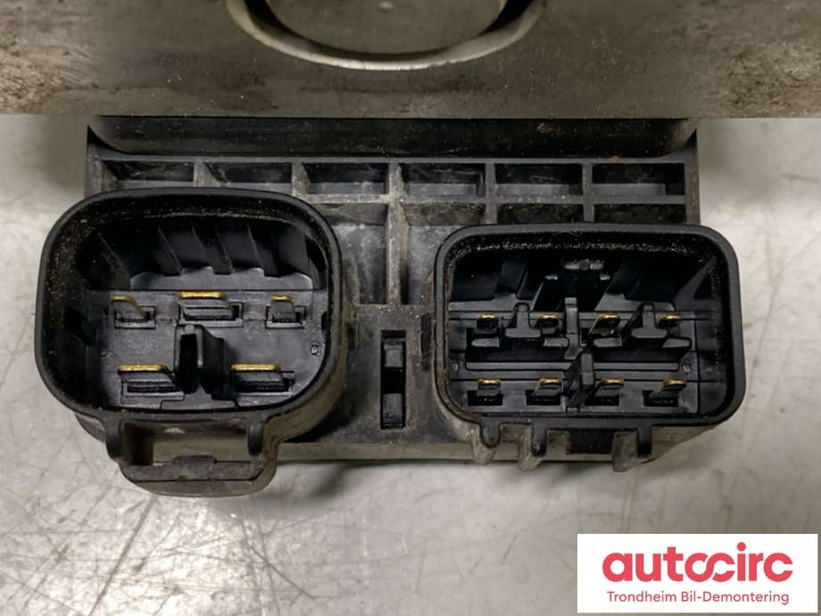 ABS sentral til Toyota Hiace 2007-2012 (Fase 3)  (4405026040|44050-26040|44510-26030)